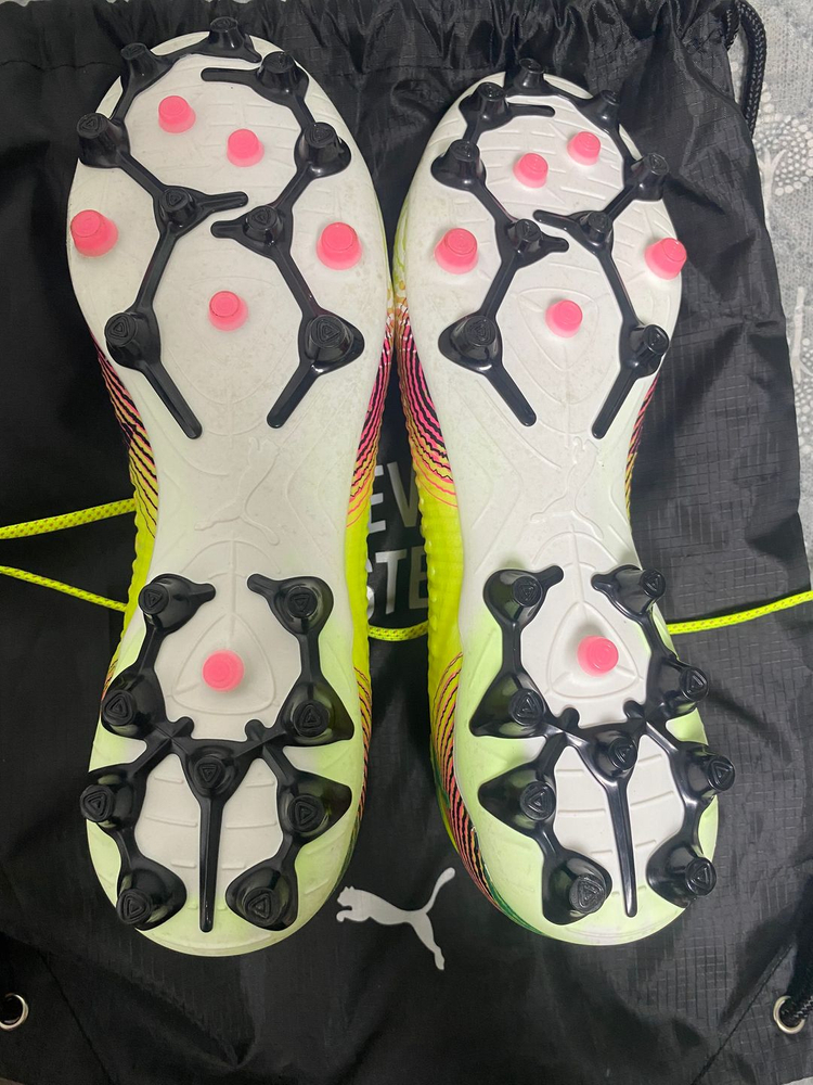 퓨마 퓨처8 얼티메이트 MG 270 이미지