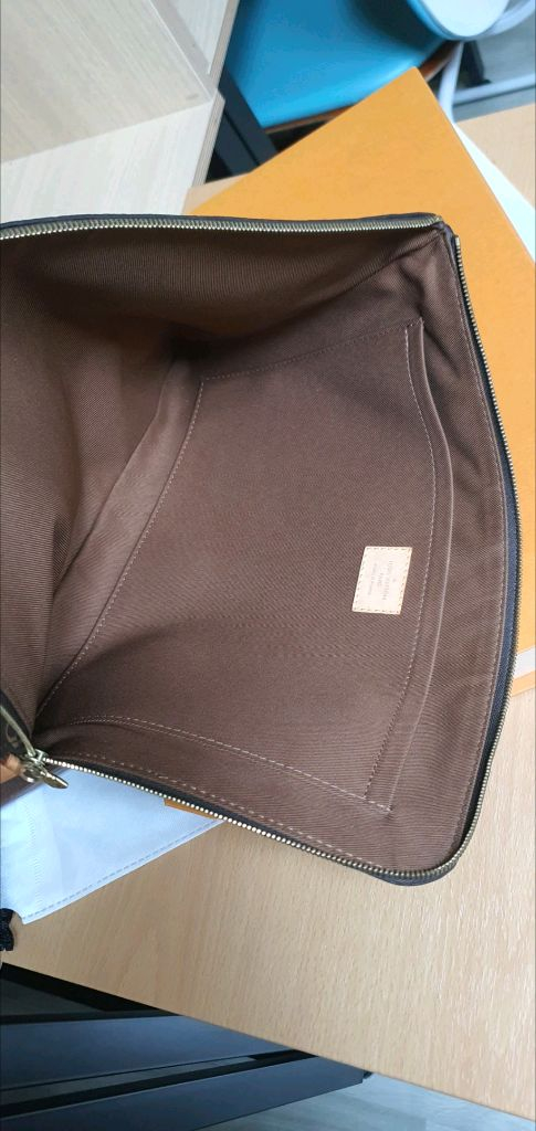 루이비통 에튀보야주MM 클러치백 정품S급(감정서O)구찌프라다루이비통디올고야드샤넬셀린느보테가생로랑발렌시아가버버리가방--8