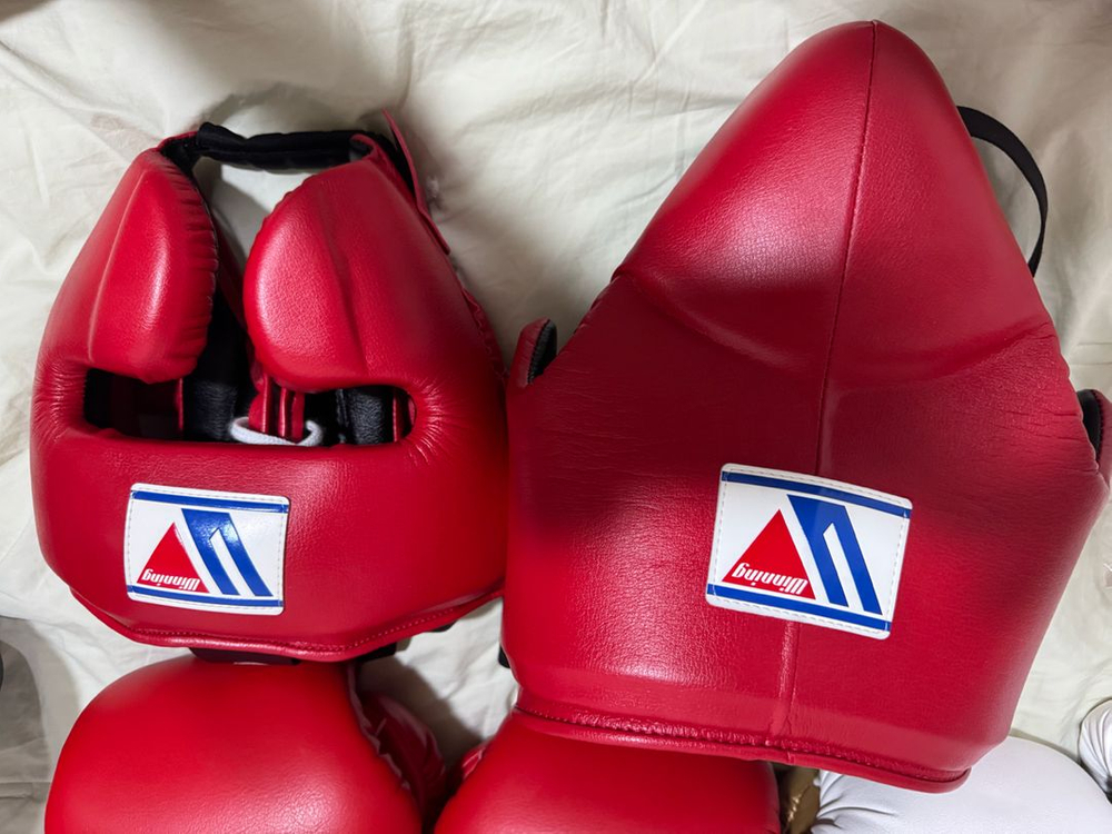 위닝, 레예스, 라이벌 스파링세트 복싱 헤드기어 그로인가드 복싱화 이미지