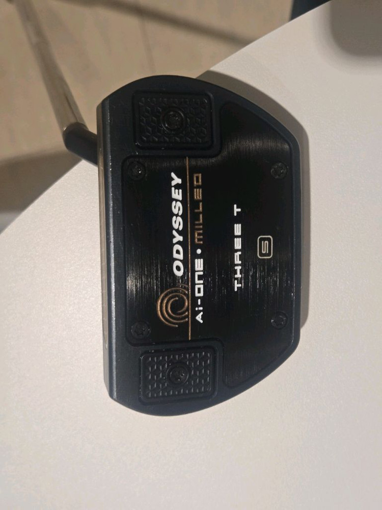 오딧세이 Ai-ONE Milled Three T 퍼터 이미지