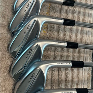 테일러메이드 P790 아이언세트(4-P) 이미지