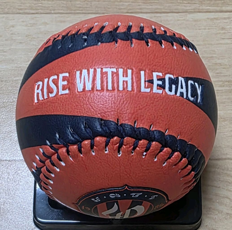 류현진 한화 40th 레거시 기념구 친필 싸인볼 이미지