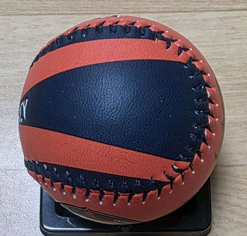 류현진 한화 40th 레거시 기념구 친필 싸인볼 이미지