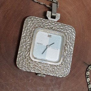 세이코 빈티지 목걸이 수동 시계