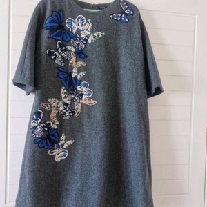 새상품급) 보브 원피스 (오즈세컨럭키슈에뜨에고이스트지컷시슬리온앤온헤지스쥬크듀엘시스템sjsj마쥬산드로)