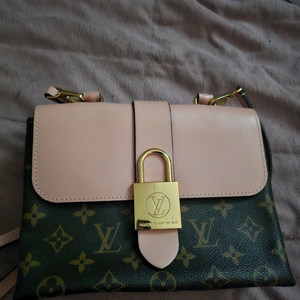 루이비통 가방 록키bb