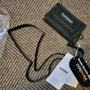 커버낫 목걸이 지갑(새상품)