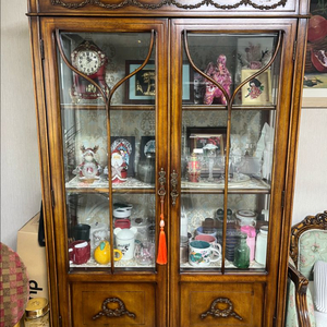 원목 고급 유리 장식장