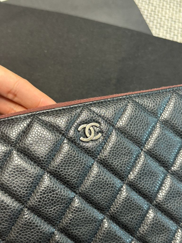 샤넬 캐비어 클러치--1