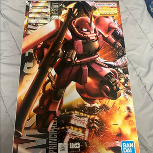 반다이 건담 MG 자쿠 II Ver. 2.0 샤아 전용기