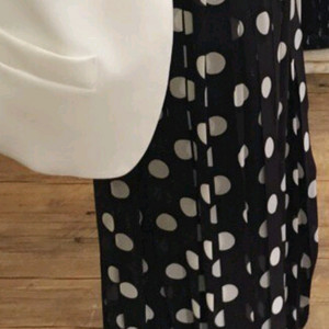 새상품 도트쉬폰 롱스컷트 이미지