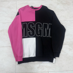 맨투맨 !!옷 200벌 급처!! **무조건 싸게팝니다**