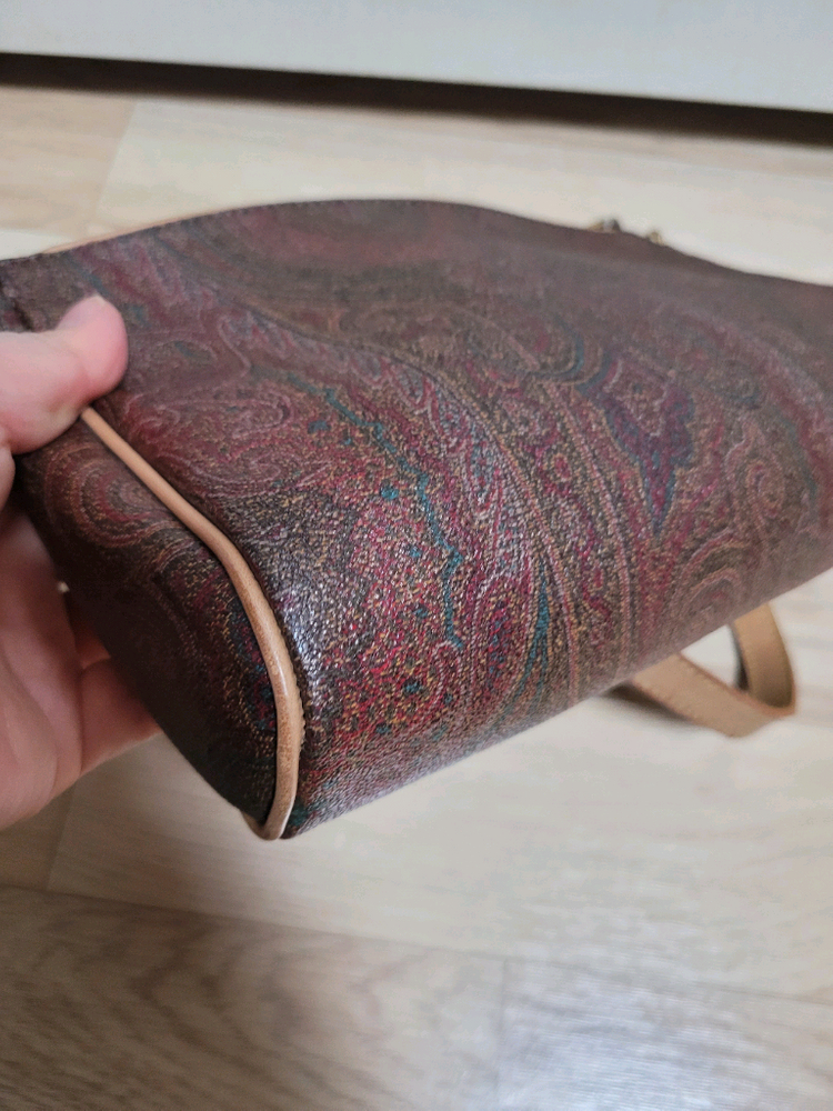 에트로 숄더백 팝니다--4