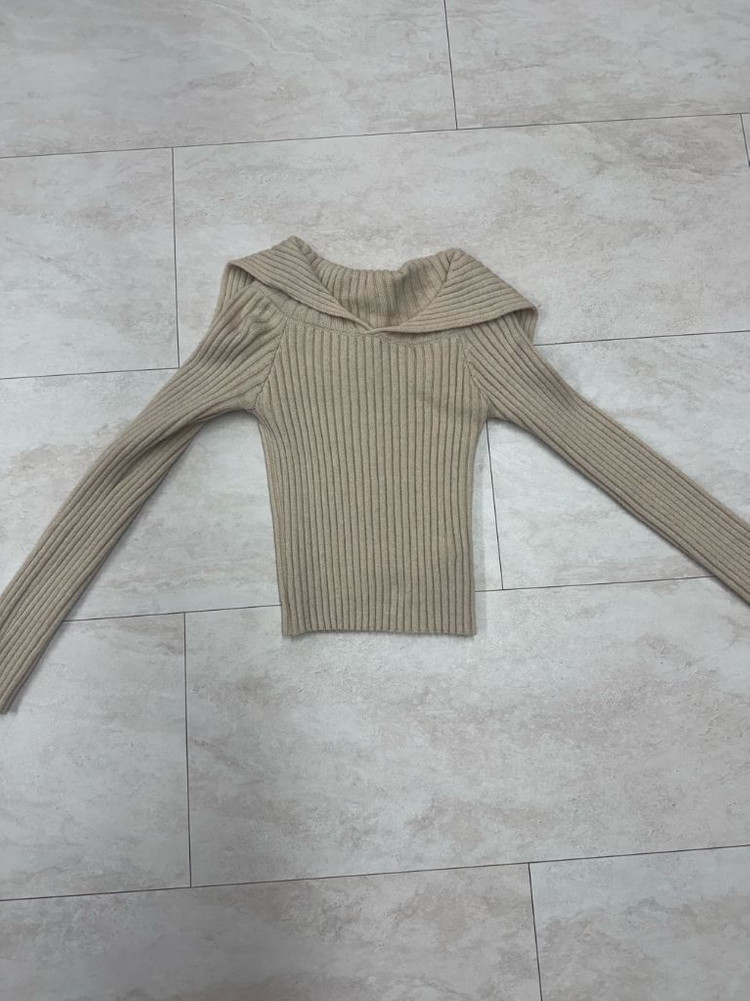 니트 !!옷 200벌 급처!! **무조건 싸게팝니다**--1