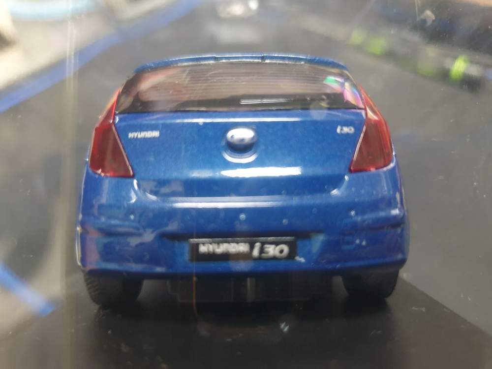 자동차 피규어 모형>WELLY HYUNDAI i30 BLUE 1:34--7