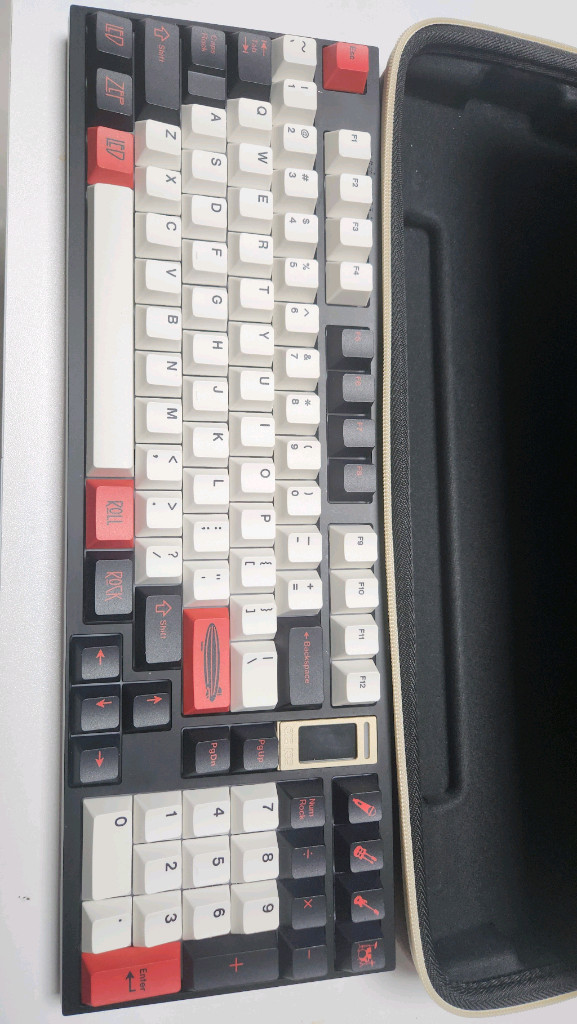 qk100 커스텀 키보드 팝니다.--1