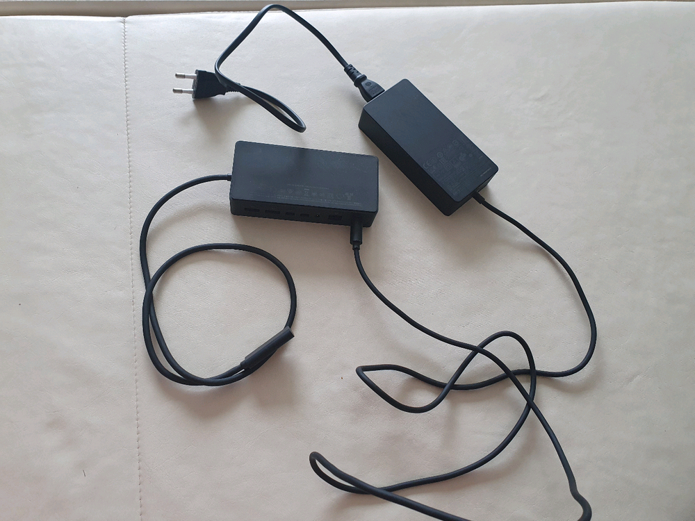 마이크로소프트 서피스 dock, AC 어댑터--0