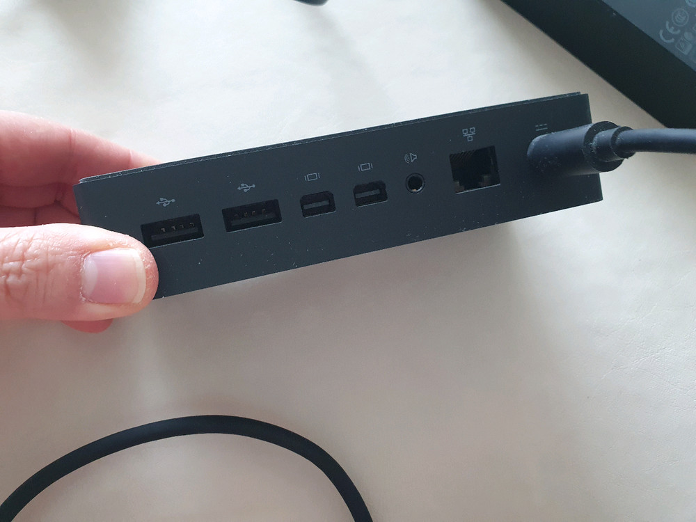 마이크로소프트 서피스 dock, AC 어댑터--2