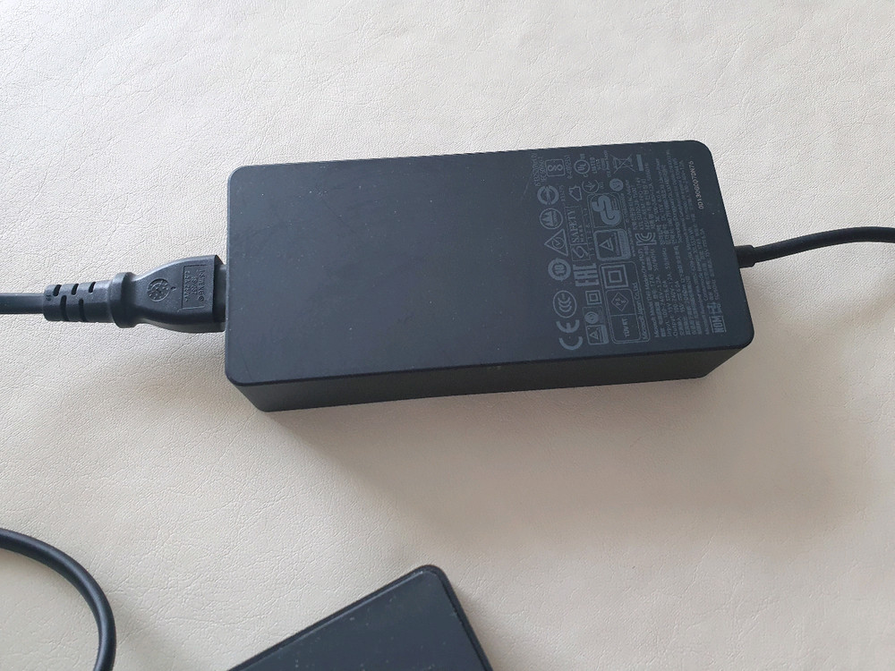 마이크로소프트 서피스 dock, AC 어댑터--3