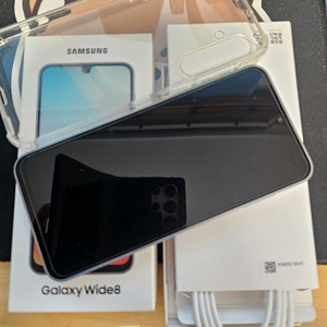 갤럭시 와이드8
