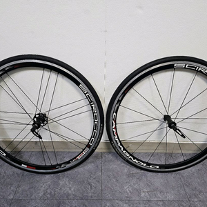 캄파놀로 시로코 35mm 시마노바디 11단 림브용 휠셋