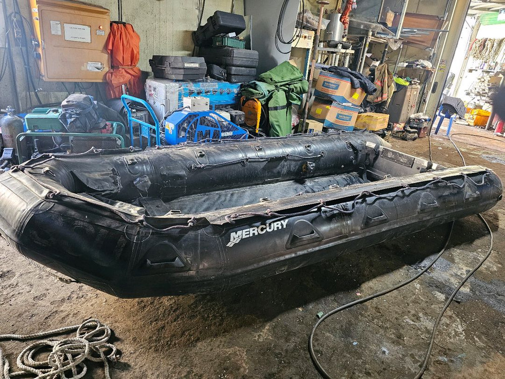 하이파론보트 레저보트 고무보트 스쿠바다이빙 낚시보트 이미지