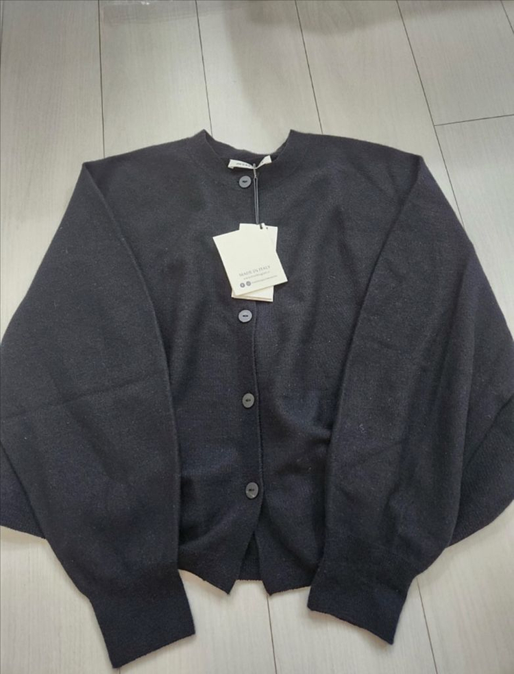 한섬 더캐시미어 블랙 가디건--3