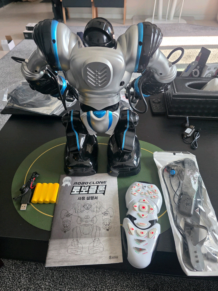 로봇클론 ai 모든 구성 포함--3