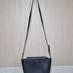 루이까또즈 정품 크로스백