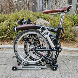 브롬톤M2R 블랙 170에 팝니다.(서울)