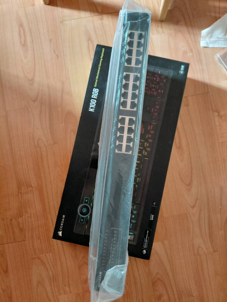 CCTV PoE 스위칭허브 24포트 기가 PoE허브 10/100/1000Mbps--4