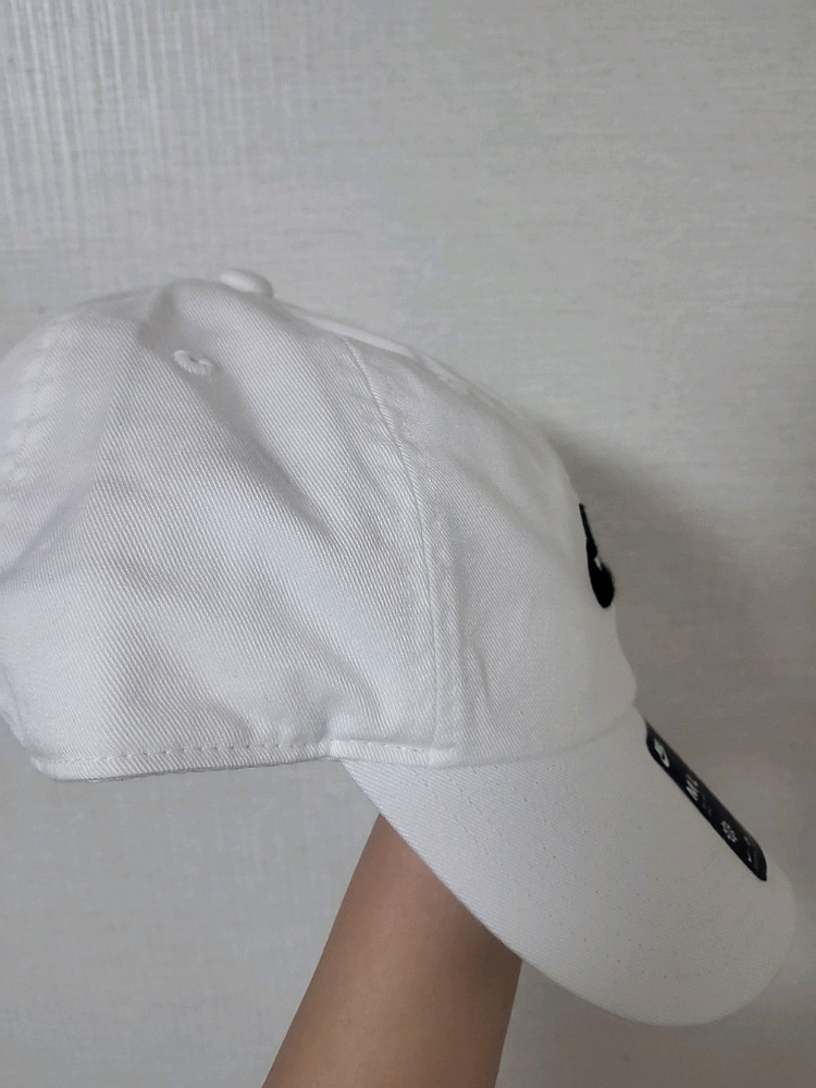 나이키 흰모자--1