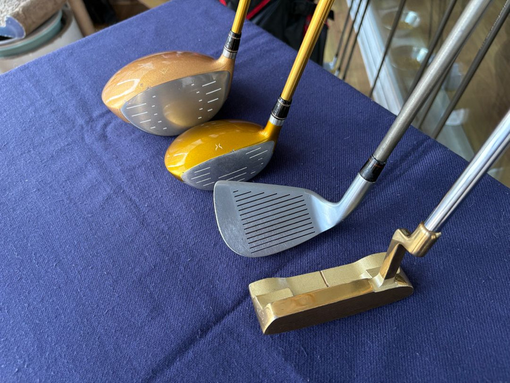 혼마4스타. 남성용 풀세트. 혼마 골프체 & 골프백 이미지