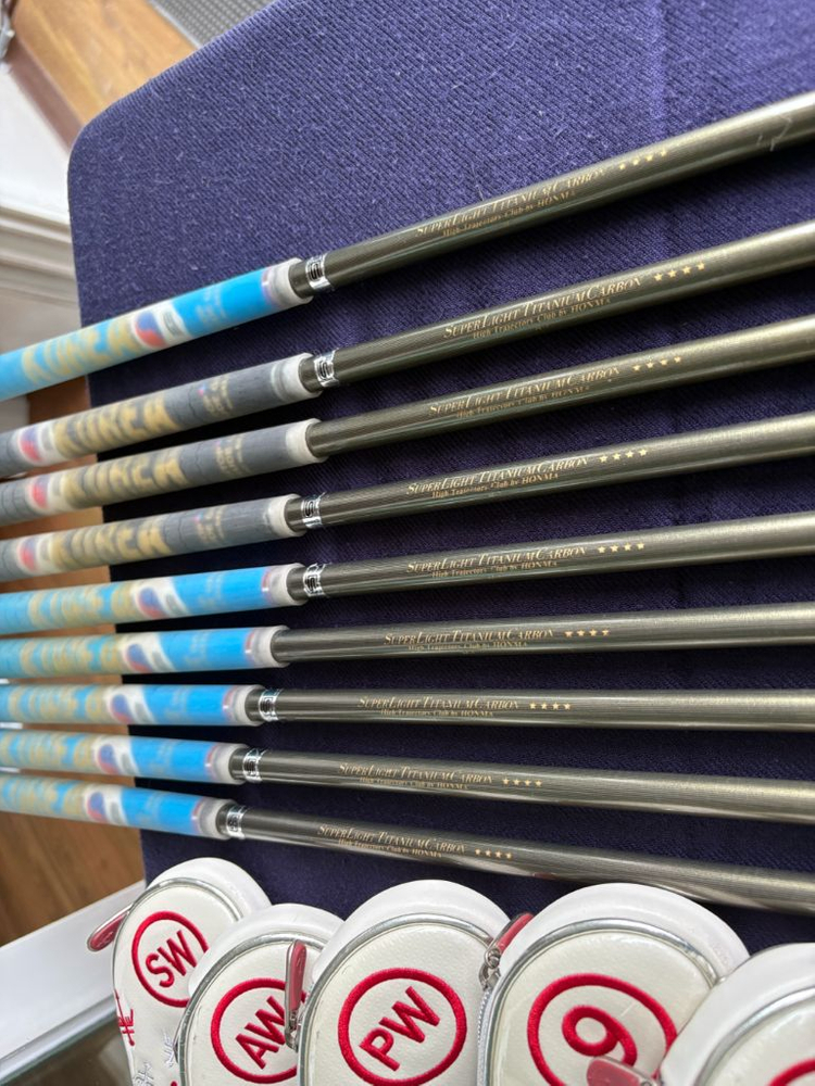 혼마4스타. 남성용 풀세트. 혼마 골프체 & 골프백 이미지