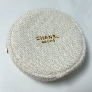 (미사용새제품)샤넬 뷰티 화이트 트위드 파우치 판매