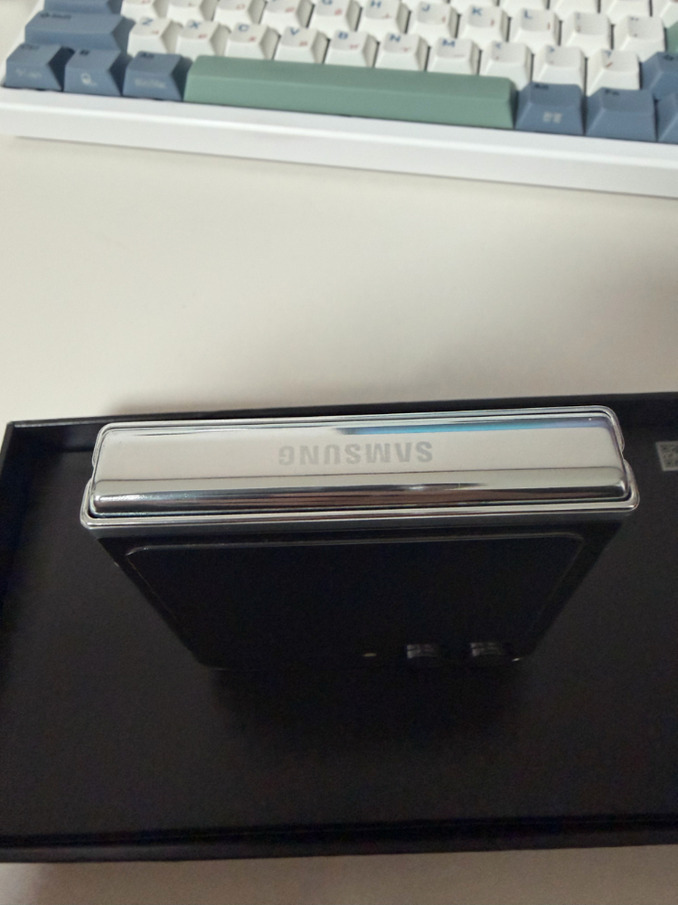 갤럭시 z플립5 민트 256--1