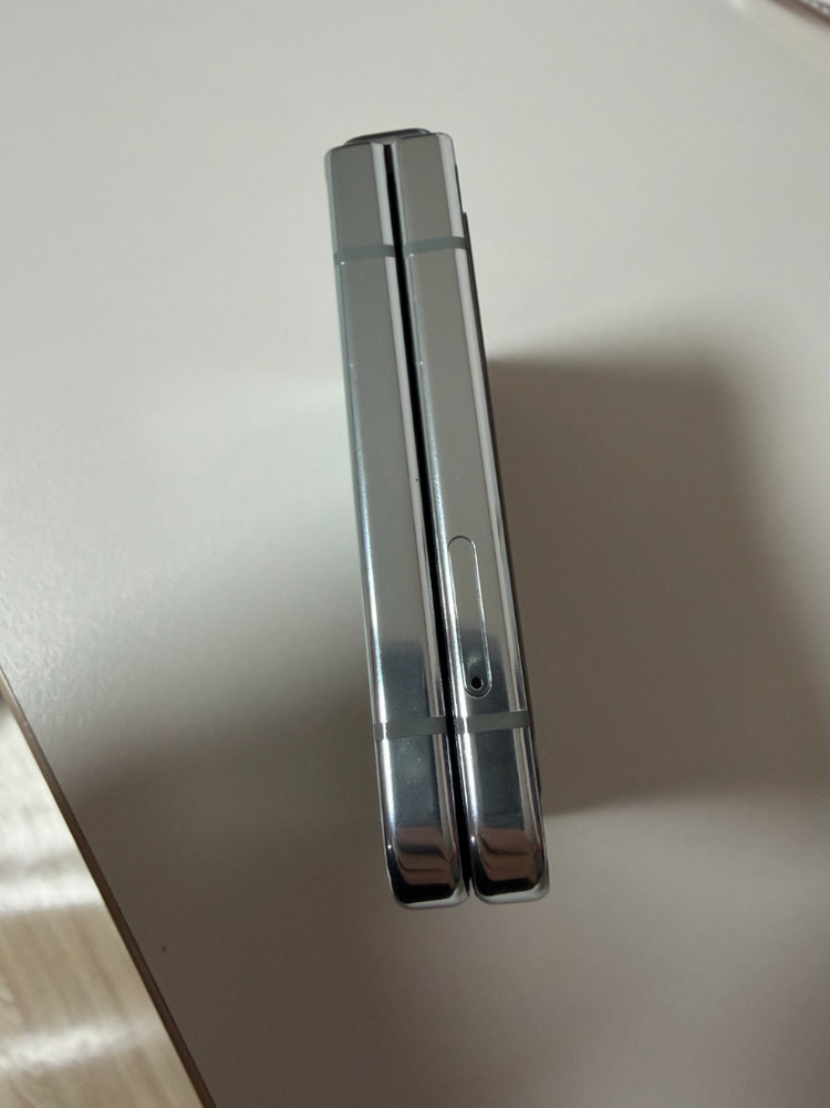 갤럭시 z플립5 민트 256--3