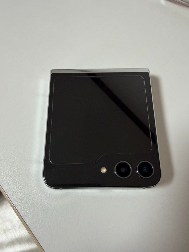 갤럭시 z플립5 민트 256--6