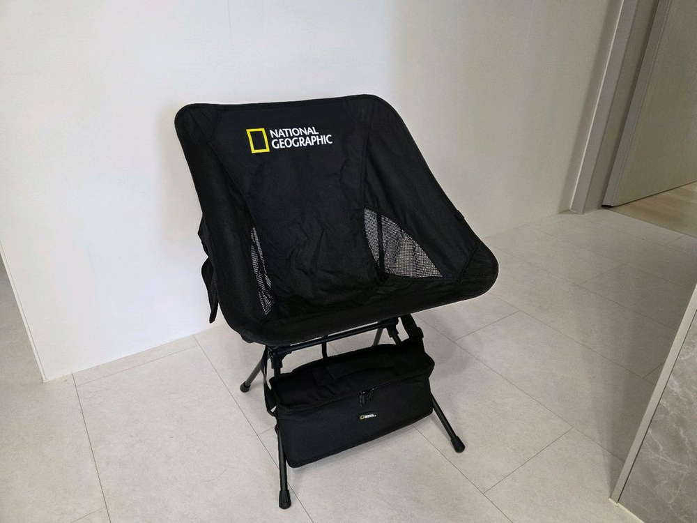 내셔널지오그래픽 캠핑 의자 미사용 새제품--5