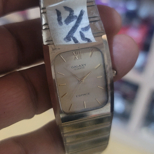 오리엔트 갤럭시 에스파스 텅스텐 & 사파이어글라스 시간 정확소장 가치 충분한 오리엔트 갤럭시 에스파스(ESPACE) 이미지