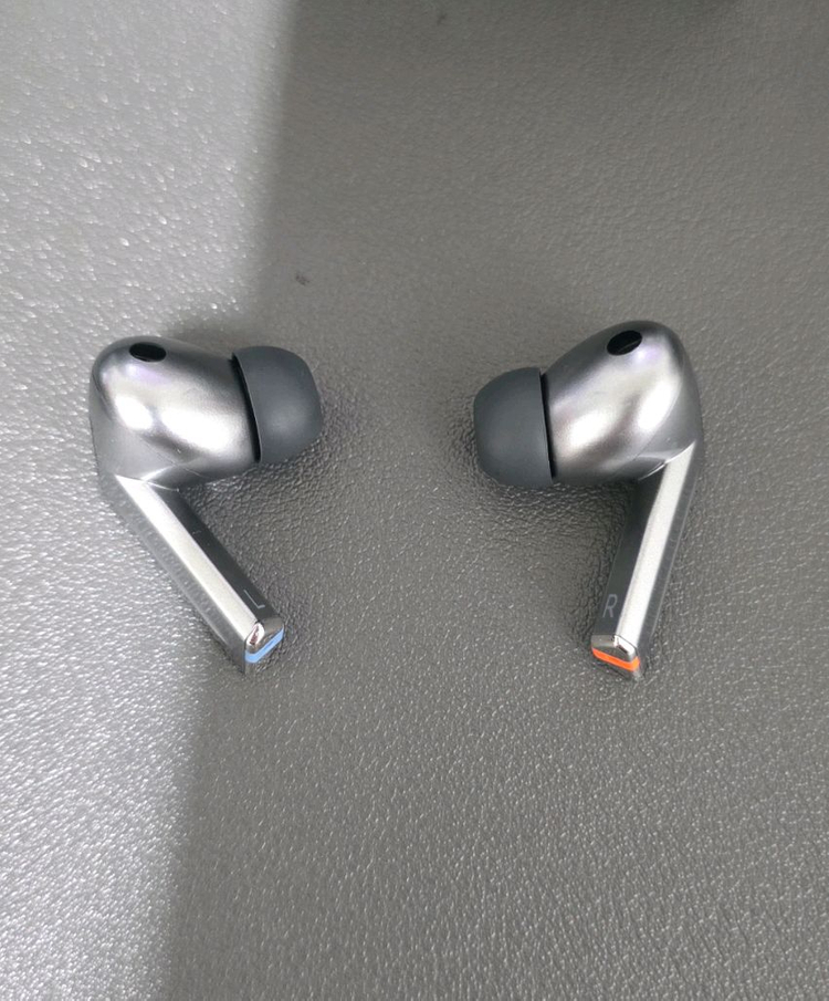 갤럭시 버즈3 프로 판매--6