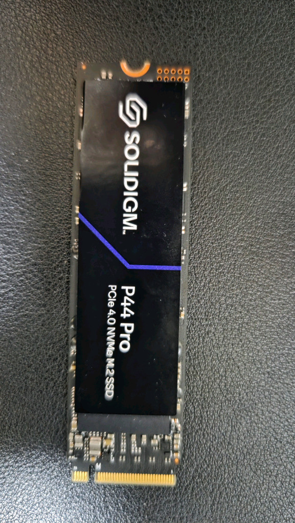 Solidigm P44 Pro 2TB--3