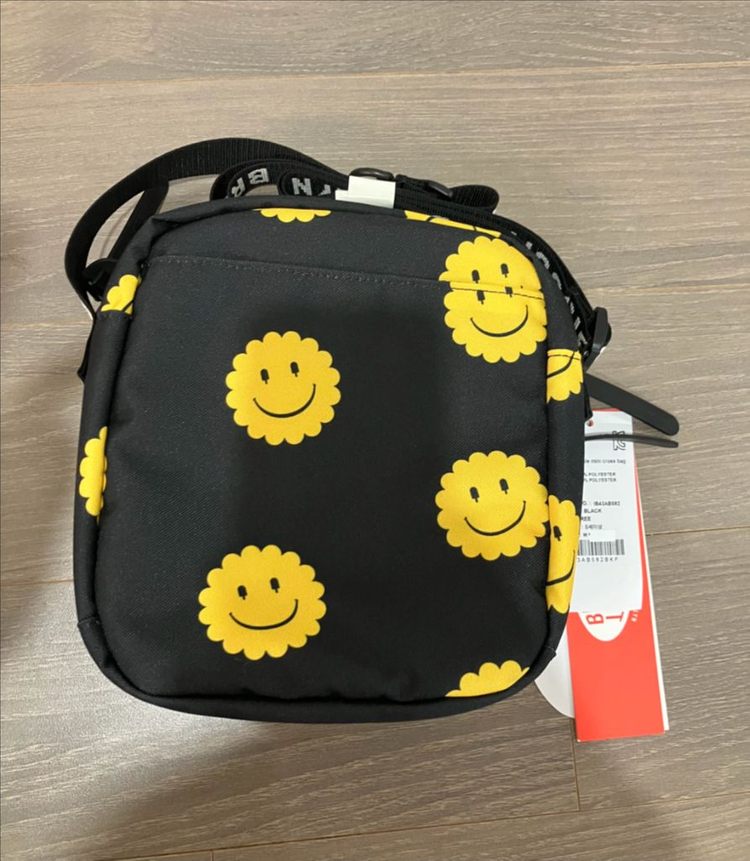 [미사용] 아이스비스킷 미니크로스백--1