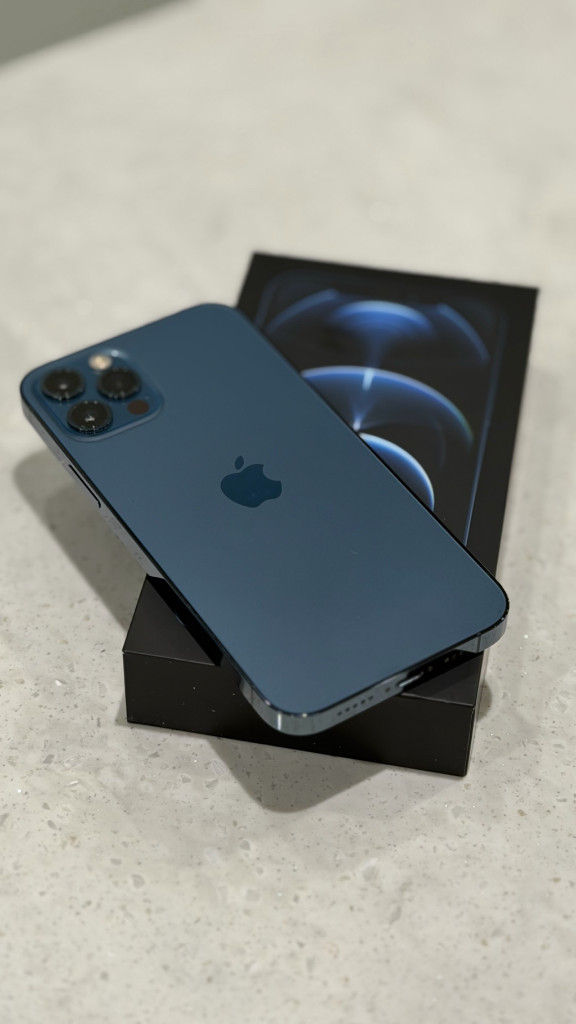 아이폰12pro 512GB 블루 (배터리73%) 상태최고!--1