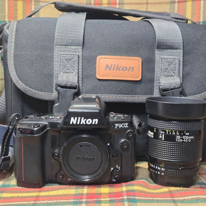 상태좋은 니콘 수동 필카 F90X 바디, 35-105, SB-23
