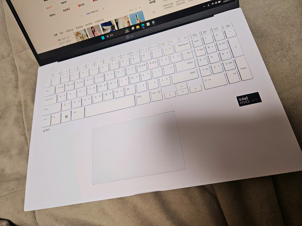 LG 그램 Ultra 7 155H 17인치 그램 고사양 노트북--1