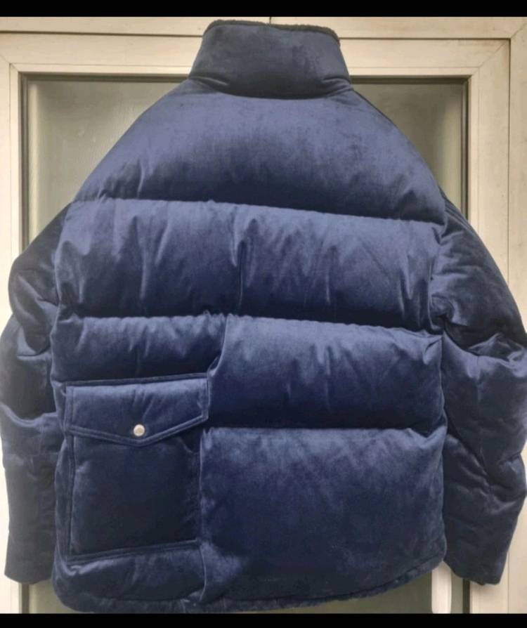 로맨틱크라운 다운패딩 이미지