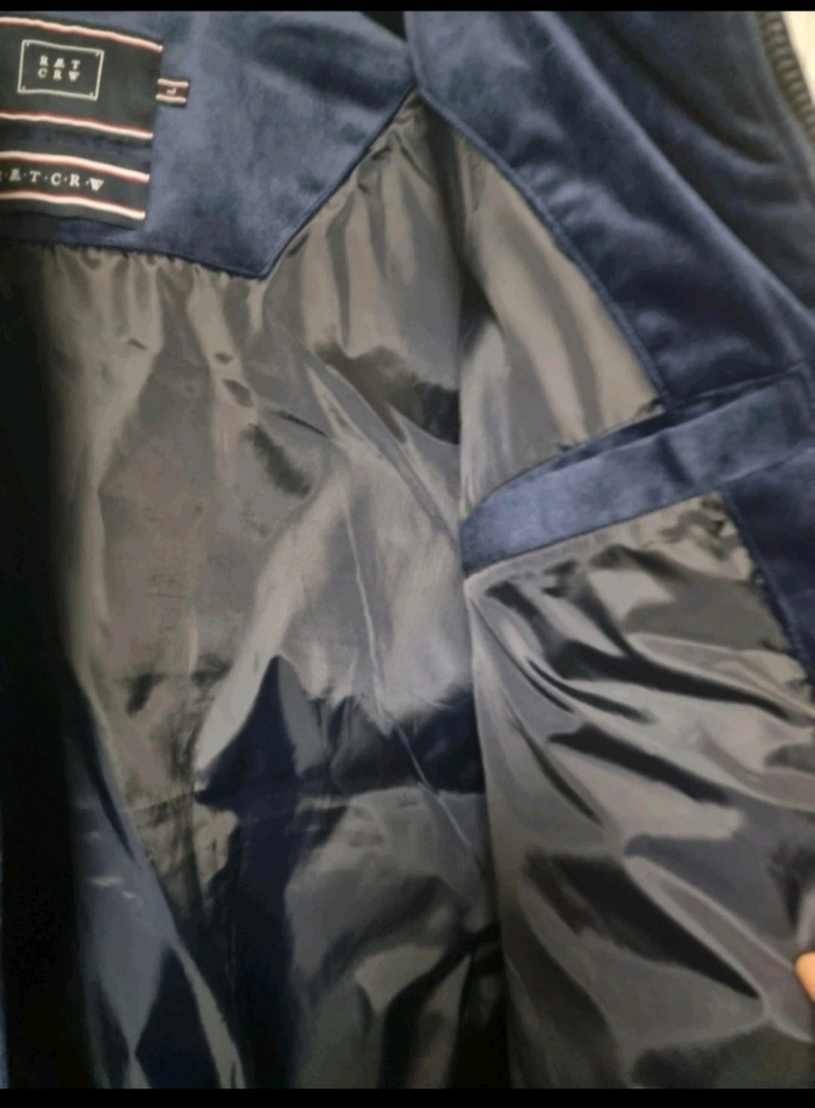 로맨틱크라운 다운패딩 이미지