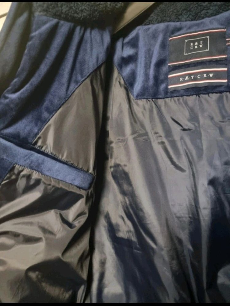 로맨틱크라운 다운패딩 이미지