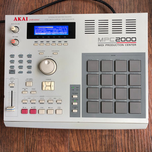 AKAI MPC 2000 샘플러 풀옵션